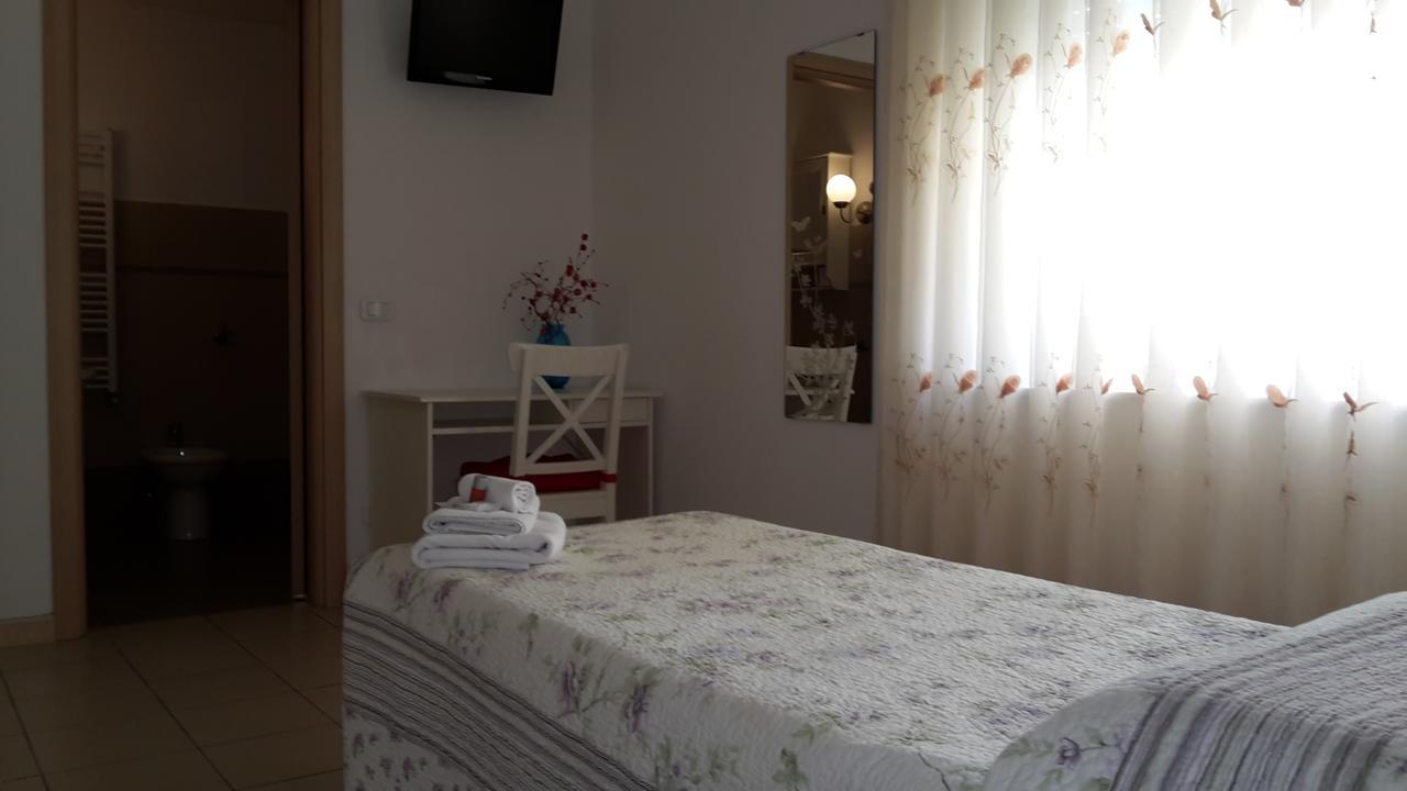 Bed And Breakfast Trestelle Ancona Bagian luar foto