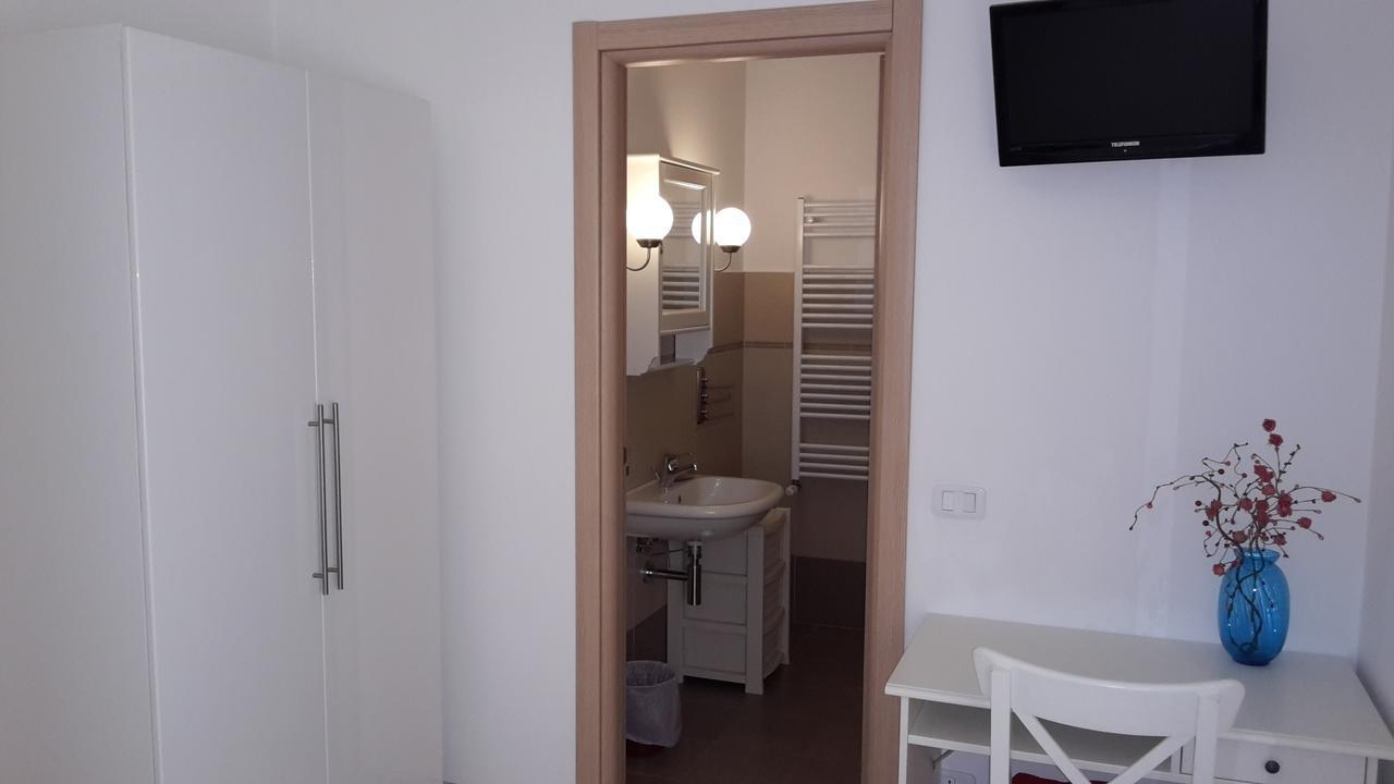 Bed And Breakfast Trestelle Ancona Bagian luar foto